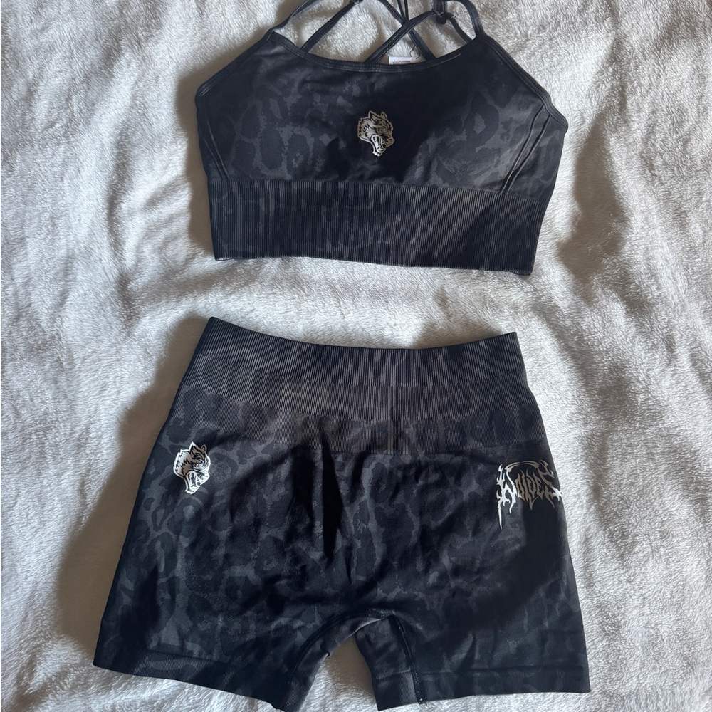 Darc Sport Black Leopard Print set